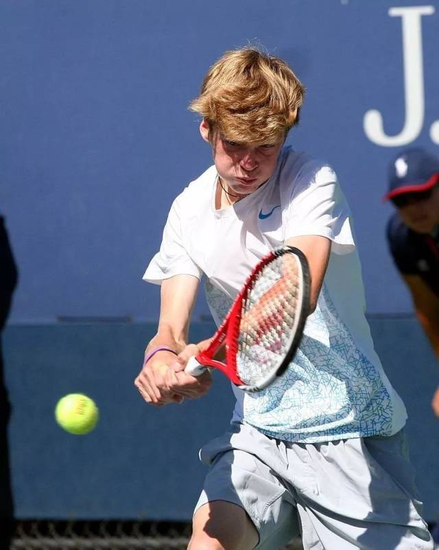 对手的锋线 对手的锋线