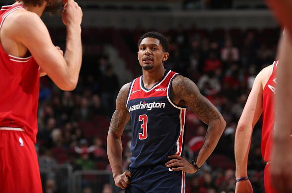 他频频在关 他频频在关