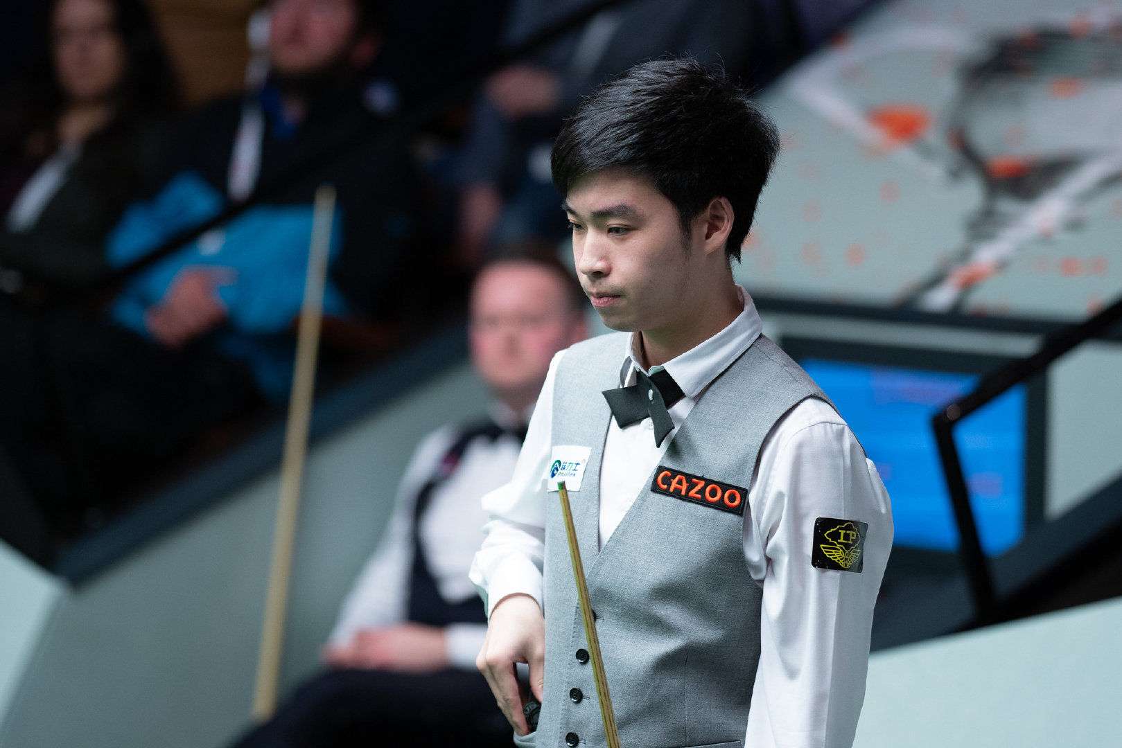 赛中立于不 赛中立于不